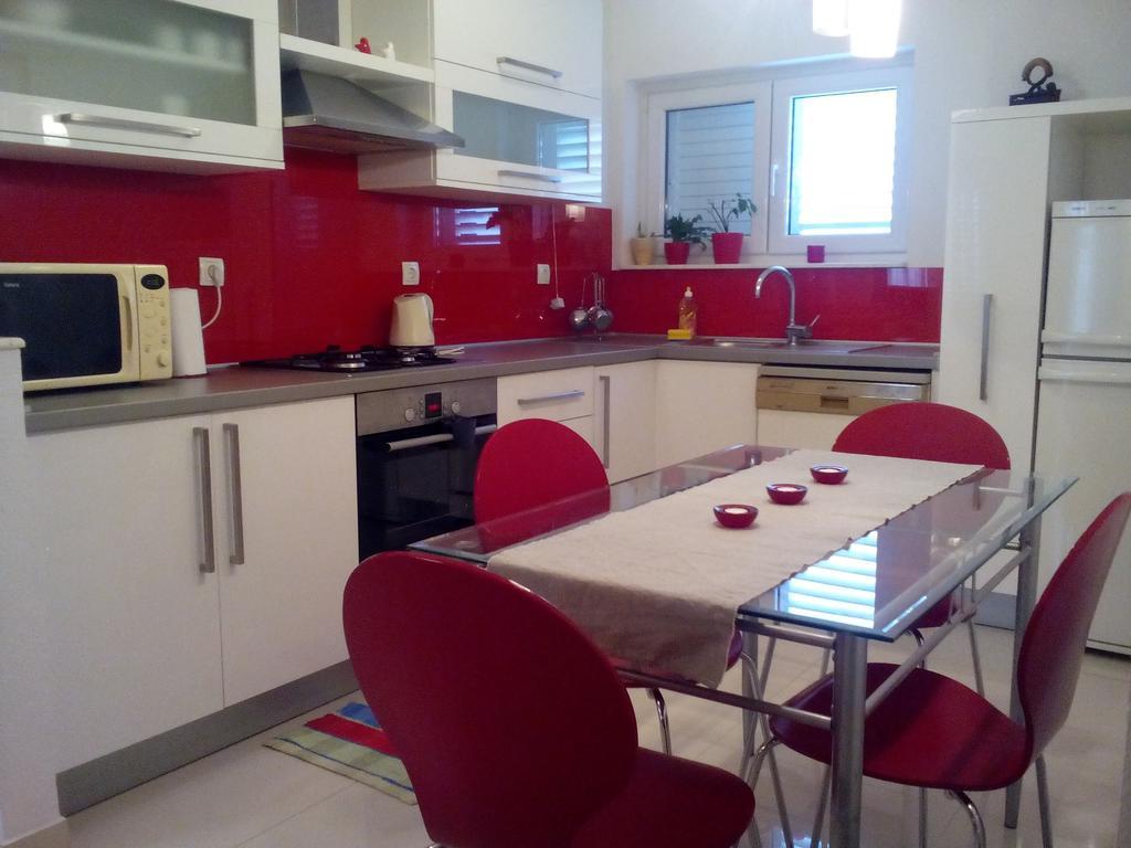 Apartment Petra Baška Voda Dış mekan fotoğraf